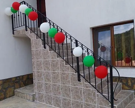 Guest House Sunset And Dawn * 보네슈타 보다